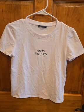 Zara White 'Always New York' Graphic Tee